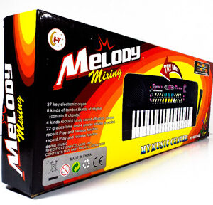 Piano with mic